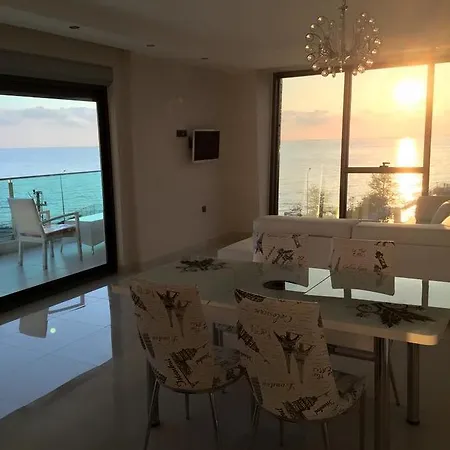 Luxury Apt In Konak Seaside Homes With A Sea Front View And A Private Beach 아파트