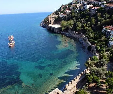 Luxury Apt In Konak Seaside Homes With A Sea Front View And A Private Beach Apartmán *