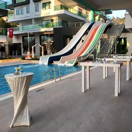 Luxury Apt In Konak Seaside Homes With A Sea Front View And A Private Beach Apartmán