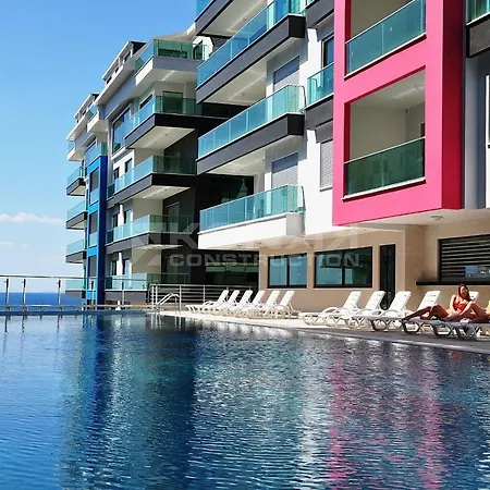 Luxury Apt In Konak Seaside Homes With A Sea Front View And A Private Beach Apartmán *